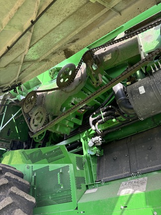 https://photos.machinefinder.com/48/10564348/68144350_large_89986.jpg