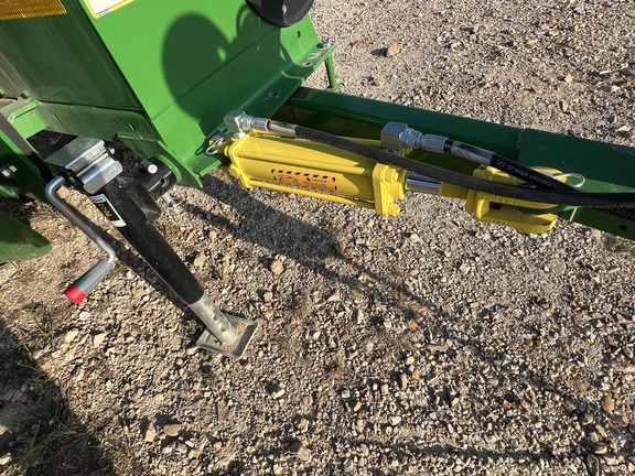 https://photos.machinefinder.com/43/10564443/68797936_large_14661.jpg