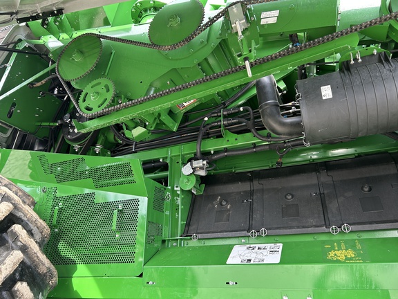 https://photos.machinefinder.com/13/10578813/70976779_large_89657.jpg