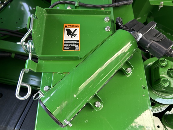 https://photos.machinefinder.com/13/10578813/70976782_large_28464.jpg