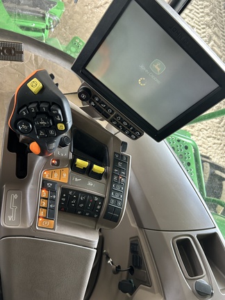 https://photos.machinefinder.com/32/10578932/70253381_large_11007.jpg