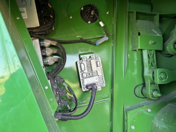 https://photos.machinefinder.com/18/10580518/76828561_large_32634.jpg