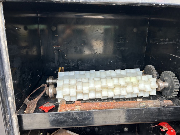 https://photos.machinefinder.com/95/9638495/68744883_large_13837.jpg