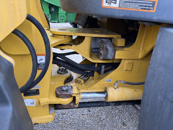 https://photos.machinefinder.com/80/9650180/64681508_large_37483.jpg
