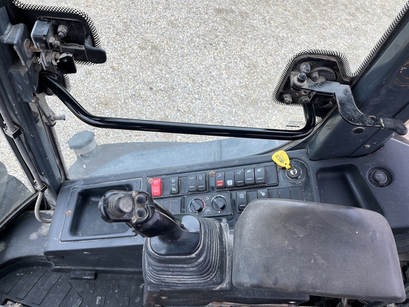 https://photos.machinefinder.com/80/9650180/64681511_large_86515.jpg