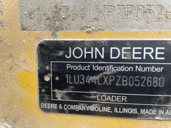 https://photos.machinefinder.com/80/9650180/58816681_large_89042.jpg