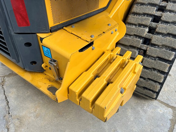 https://photos.machinefinder.com/40/10592140/71676238_large_96797.jpg