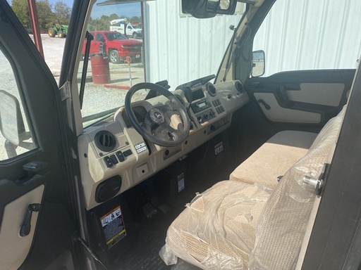 https://photos.machinefinder.com/97/10598797/69212700_large_10332.jpg