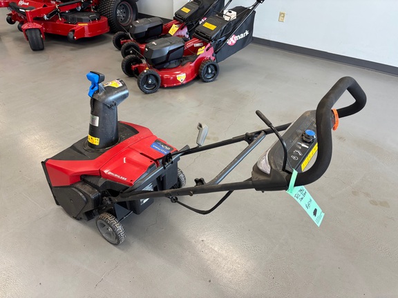 https://photos.machinefinder.com/01/10615201/75602633_large_32757.jpg