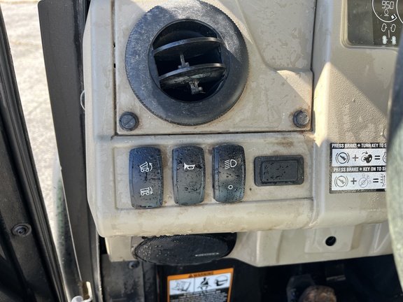 https://photos.machinefinder.com/94/10619594/69998051_large_75183.jpg