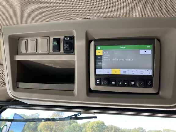 https://photos.machinefinder.com/15/9651515/62029121_large_90265.jpg