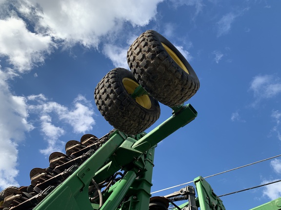 https://photos.machinefinder.com/24/10642024/69762019_large_39800.jpg