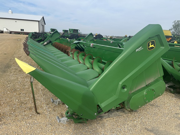 https://photos.machinefinder.com/60/10645760/79382970_large_80267.jpg