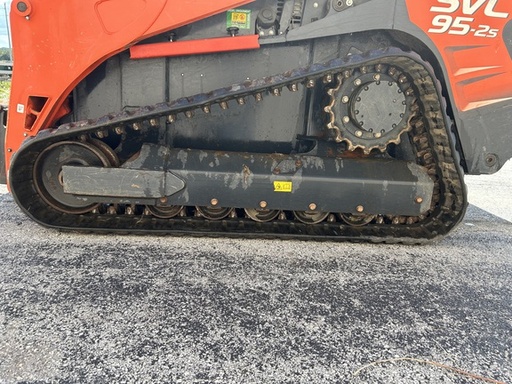 https://photos.machinefinder.com/11/10647611/75798890_large_67988.jpg