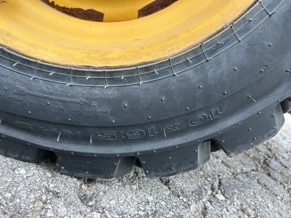https://photos.machinefinder.com/79/10651479/72584459_large_50578.jpg