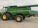 https://photos.machinefinder.com/05/10660505/79326726_large_33647.jpg