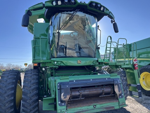 https://photos.machinefinder.com/75/10661875/78152474_large_77192.jpg