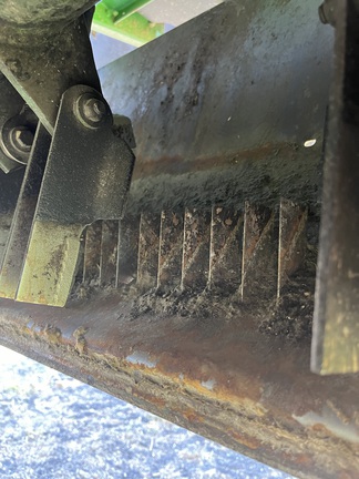 https://photos.machinefinder.com/85/10663185/69193004_large_24386.jpg