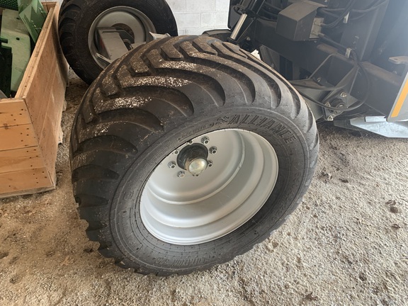 https://photos.machinefinder.com/62/10663462/69194257_large_15017.jpg