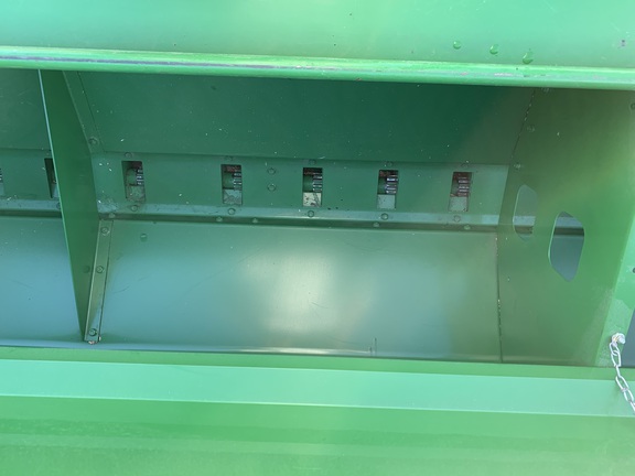 https://photos.machinefinder.com/20/10669720/70529901_large_72823.jpg