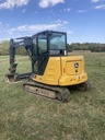 https://photos.machinefinder.com/13/10672613/69296935_large_74098.jpg