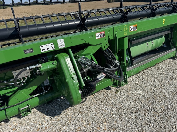 https://photos.machinefinder.com/61/10675961/75837733_large_25329.jpg
