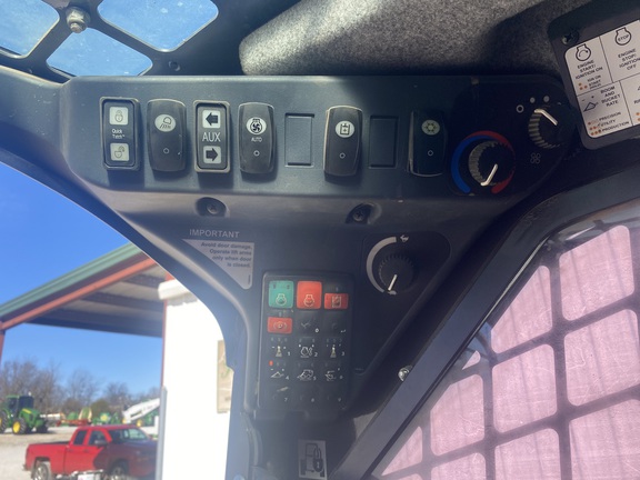 https://photos.machinefinder.com/36/10685336/77628100_large_24596.jpg