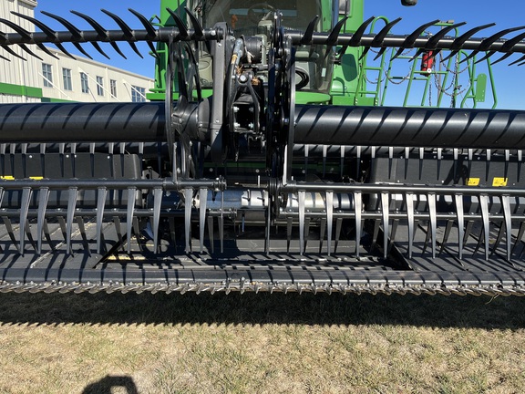 https://photos.machinefinder.com/54/10685354/69691459_large_38150.jpg