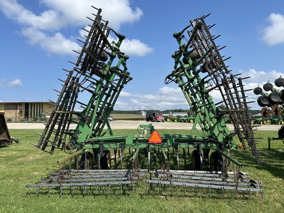 https://photos.machinefinder.com/23/10701123/74890997_large_51700.jpg
