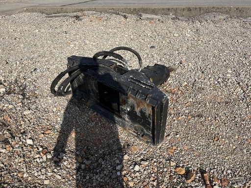 https://photos.machinefinder.com/08/10703608/77599072_large_27558.jpg