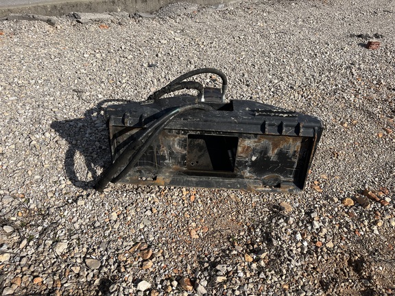 https://photos.machinefinder.com/08/10703608/77599073_large_75337.jpg
