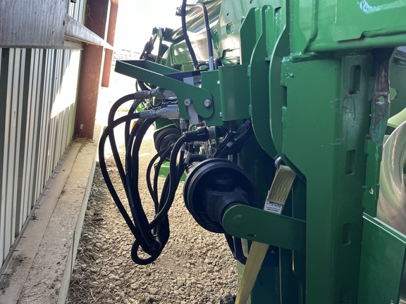 https://photos.machinefinder.com/70/10714970/69755078_large_17211.jpg