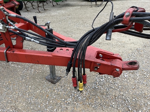 https://photos.machinefinder.com/73/9682273/63473836_large_10597.jpg