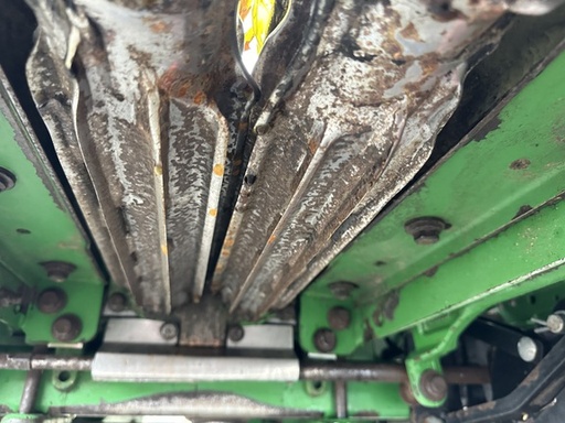 https://photos.machinefinder.com/87/10716287/69768867_large_88128.jpg