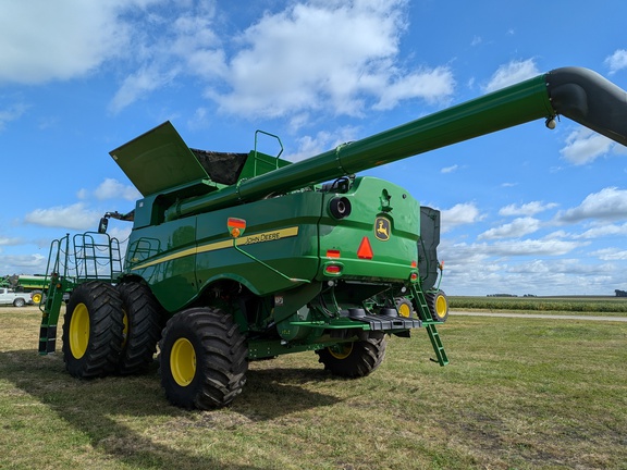 https://photos.machinefinder.com/39/10720939/75391385_large_1755.jpg