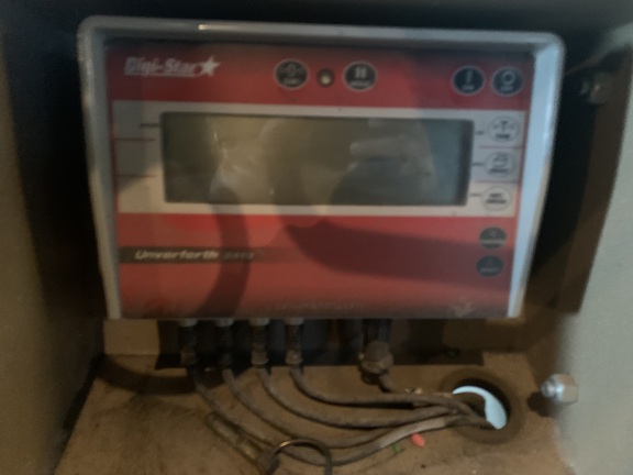 https://photos.machinefinder.com/73/10723373/69848321_large_18174.jpg