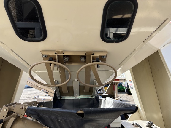 https://photos.machinefinder.com/73/10723373/76829213_large_45892.jpg