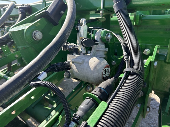 https://photos.machinefinder.com/23/10729023/71870744_large_31474.jpg