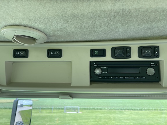 https://photos.machinefinder.com/50/9726750/66472024_large_52786.jpg