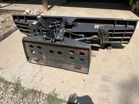 https://photos.machinefinder.com/14/10760814/70264399_large_27321.jpg