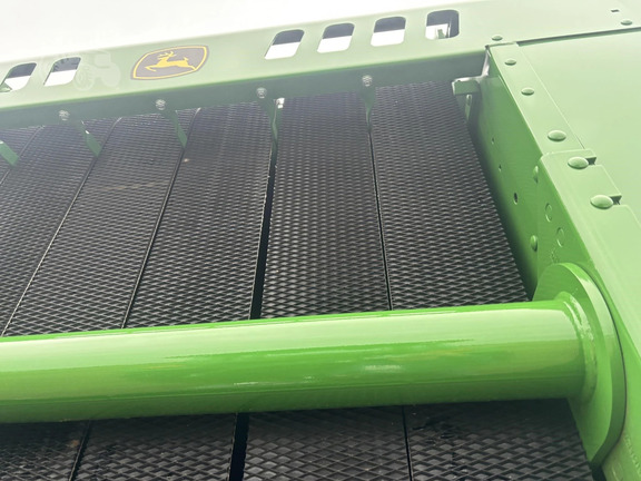 https://photos.machinefinder.com/98/10769598/70353406_large_58946.jpg