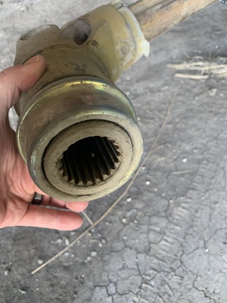 https://photos.machinefinder.com/37/10775537/70418230_large_40075.jpg