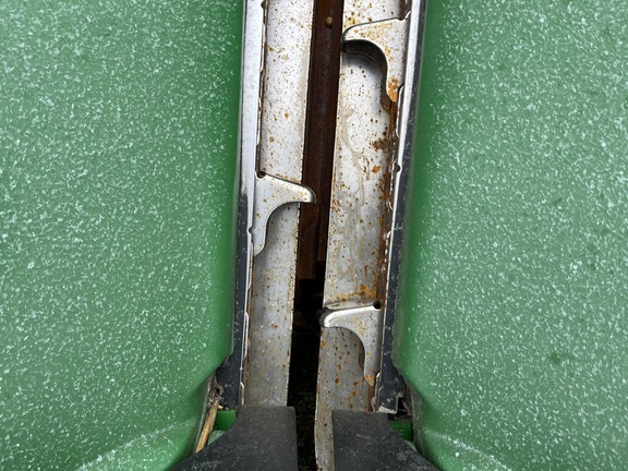 https://photos.machinefinder.com/36/10784236/70512382_large_67392.jpg