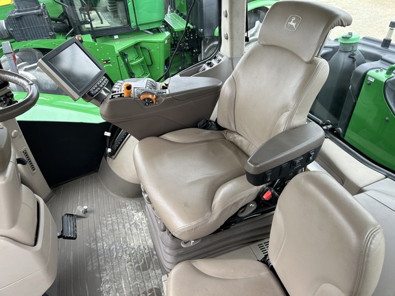 https://photos.machinefinder.com/70/10805870/79281998_large_96050.jpg
