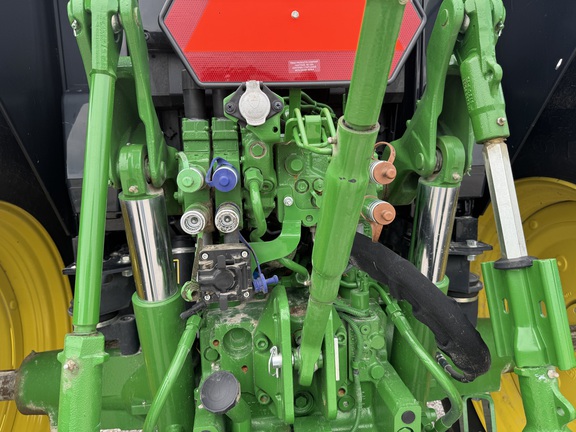 https://photos.machinefinder.com/34/10810234/74467973_large_44427.jpg