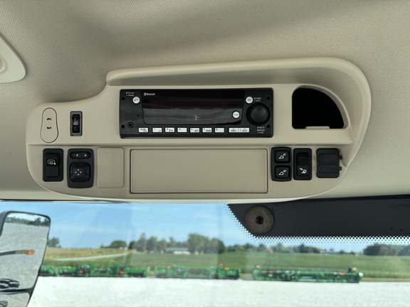 https://photos.machinefinder.com/04/10810404/75334616_large_90701.jpg