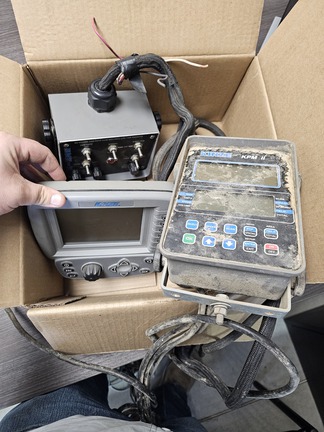 https://photos.machinefinder.com/28/10814928/72369651_large_46517.jpg