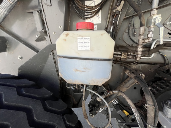 https://photos.machinefinder.com/38/10825738/76277609_large_48088.jpg