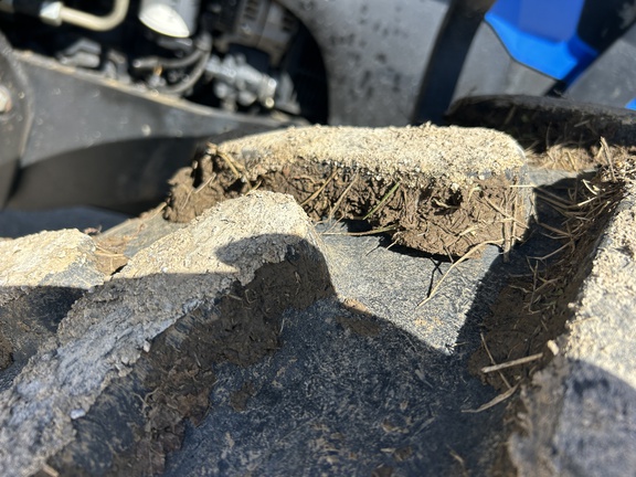 https://photos.machinefinder.com/65/10846065/71818445_large_27894.jpg