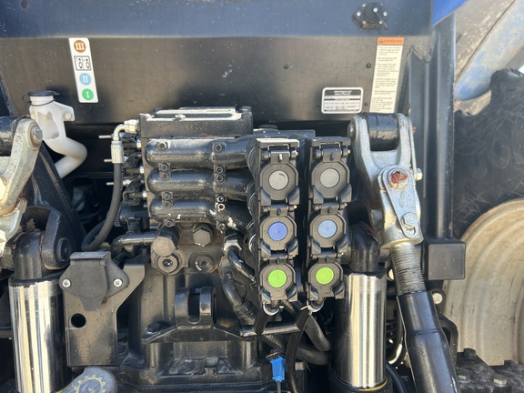 https://photos.machinefinder.com/65/10846065/71818448_large_15246.jpg